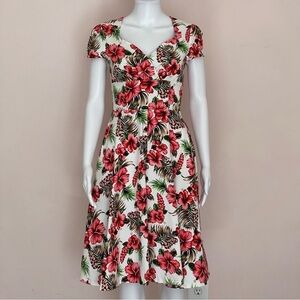 MUXXN Boutique Retro 1950’s Women’s Sweetheart Floral Dress size Medium
